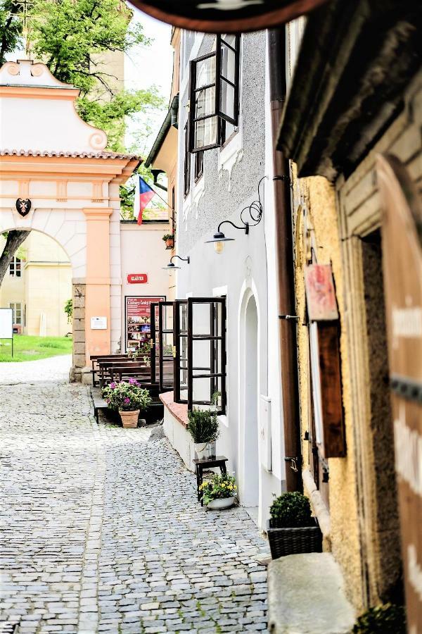 Monastery Garden Bistro&Rooms Český Krumlov Buitenkant foto